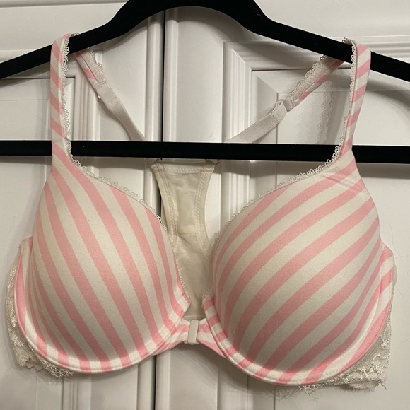 Gently Used Size 34D Victoria’s Secret Body by Victoria Bra - Picture 1 of 11